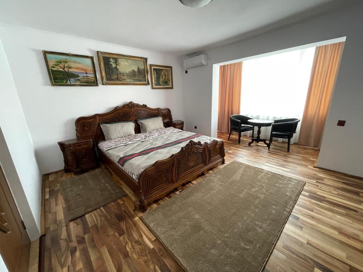 M & I Apartment 3 Targu Mures Exterior photo